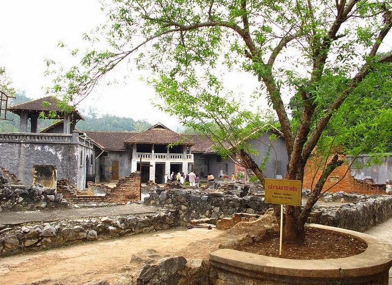 di tich nha tu son la tro thanh diem giao duc truyen thong cach mang