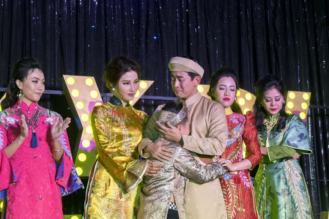 dien vien nhi khoc nuc no khi khong duoc xem phim 16 do chinh minh dong