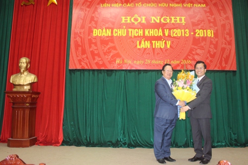 mo rong va phat trien ban be doi tac quoc te trong hoat dong doi ngoai nhan dan