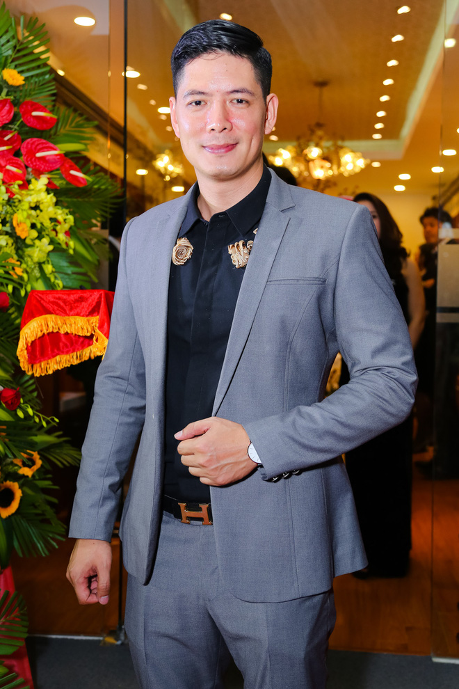 binh minh vo tu tinh tu ben nguoi tinh mot thoi