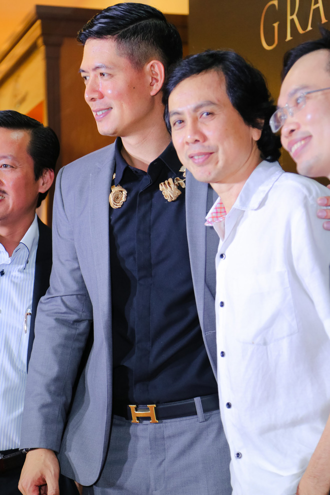 binh minh vo tu tinh tu ben nguoi tinh mot thoi