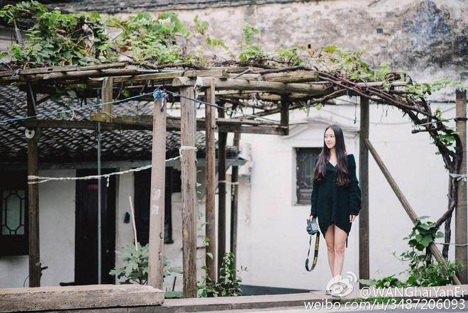 nhan vien tau dien ngam gay xon xao mang xa hoi vi qua giong trieu le dinh