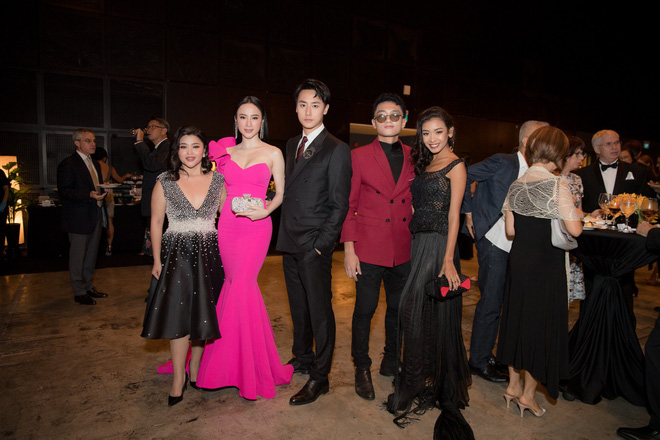 rocker nguyen cindy v nhay mua mo man an tuong tai asian television awards 2017