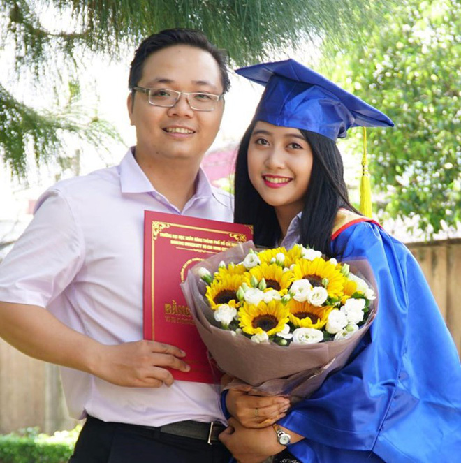 yeu la cuoi co sinh vien xinh nhu bup be va moi tinh bi mat voi nguoi thay