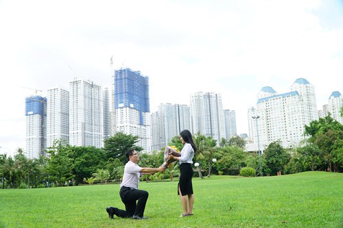 yeu la cuoi co sinh vien xinh nhu bup be va moi tinh bi mat voi nguoi thay