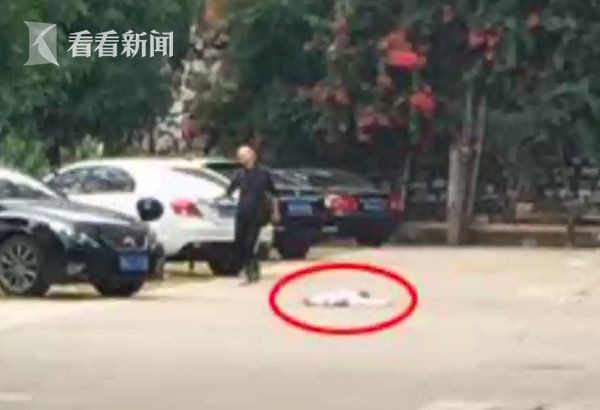 be trai 5 tuoi roi tu tang 7 xuong dat tu vong nghi do ba noi phat benh gay ra