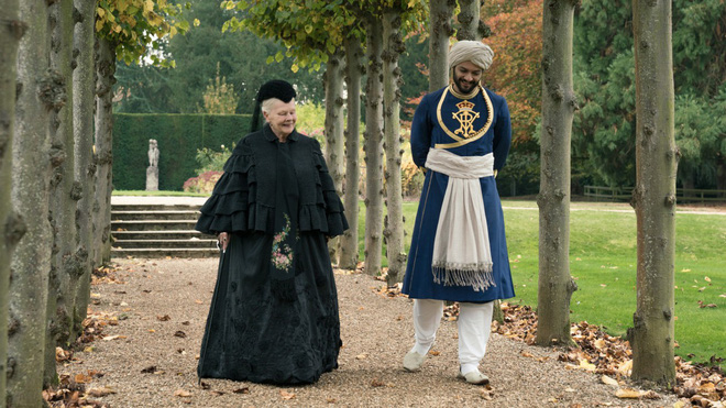 moi tinh ky la cua nu hoang va chang nguoi hau kem 44 tuoi tung bi coi la be boi trong lich su hoang gia anh