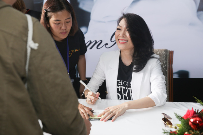 chi trong 1 tieng my tam da xac lap ky luc an tuong cho su nghiep