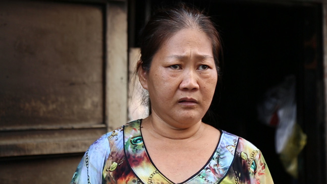 nguoi truc tiep vao nha dap lua run run ca xom cung ung cuu nhung lua qua lon danh bat luc nhin 3 me con chet trong lang im