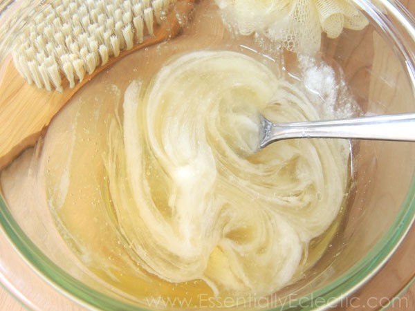 cho vai giot nay vao dau goi dau toc vua moc nhanh lai vua mem toi ong a