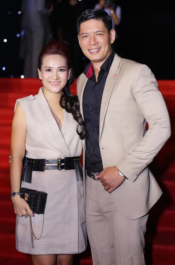 chan dung vo dai gia hon tuoi cua binh minh ngoai xa hoi la nguoi dan ba thep ve nha la lat mem buoc chat