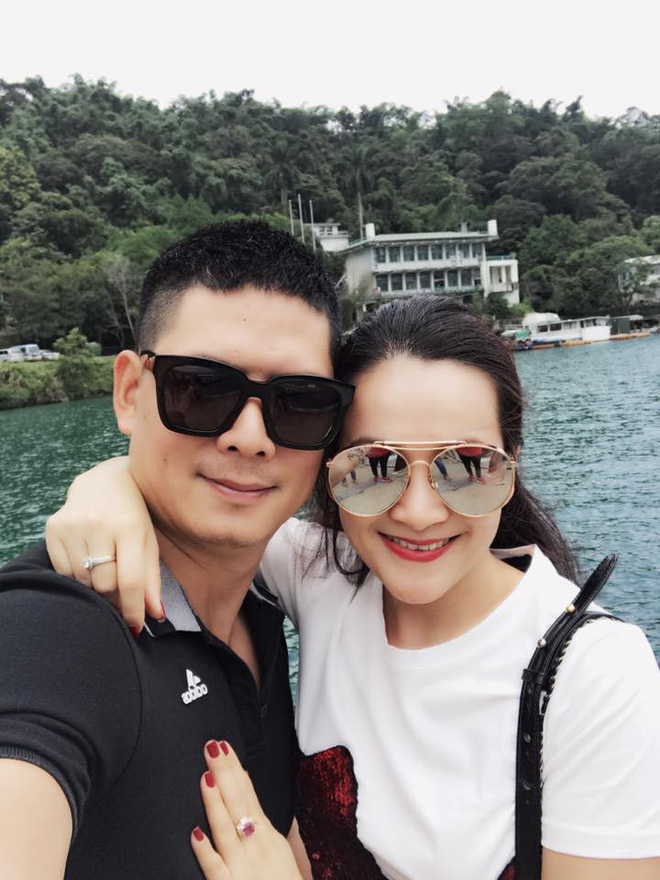 chan dung vo dai gia hon tuoi cua binh minh ngoai xa hoi la nguoi dan ba thep ve nha la lat mem buoc chat