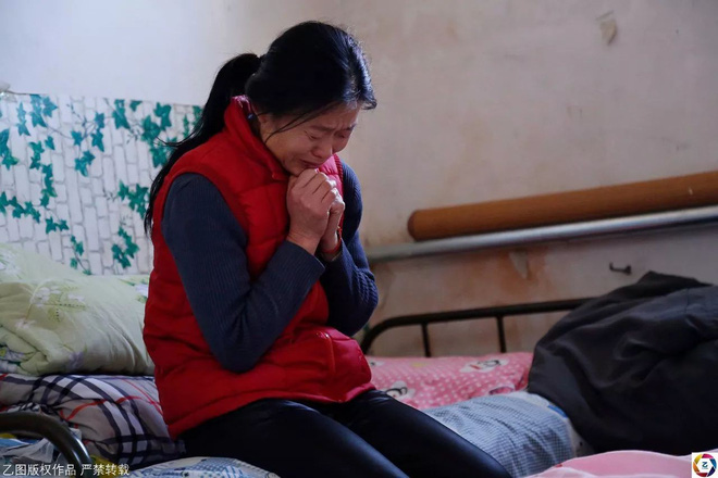 con khong muon tro thanh ganh nang cua bo me khong co con thi van con anh va em ma be gai 14 tuoi muon tu bo tri benh vi gia dinh qua ngheo