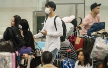 giua tam bao tim xuat hien le bong giua san bay