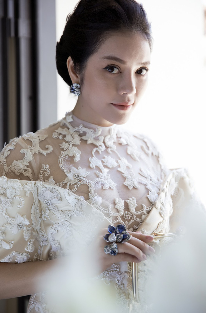 dong nghiep cung lua da cuoi tu bao gio nhung nhung sao nu nay van binh chan nhu vai ai hoi cuoi cung mac ke