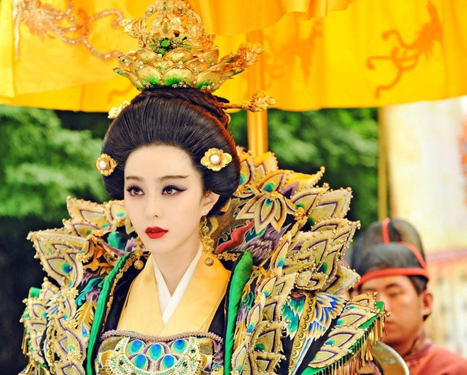 troi khong so dat khong so nhung co 2 thu khien vo tac thien quyen luc va tan ac cung phai khiep via