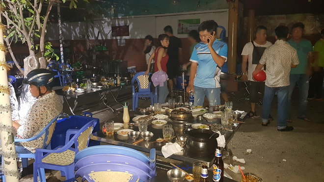 quan lau de o sai gon phat hoa hang tram thuc khach thao chay tan loan