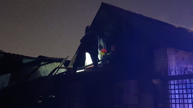 quan lau de o sai gon phat hoa hang tram thuc khach thao chay tan loan