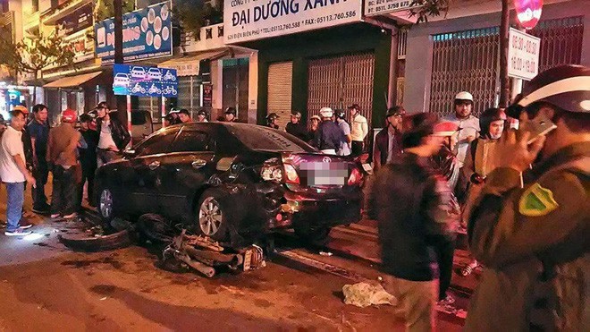 da nang truy tim nguoi phu nu dieu khien o to gay tai nan lien hoan trong dem roi bo tron