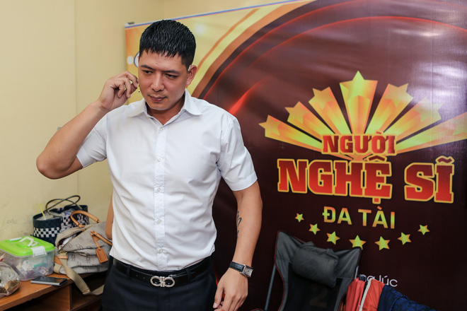 het ngu gat binh minh lai om cat tuong xoay vong khieu vu