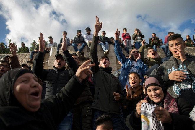 jerusalem chia thanh hai chien tuyen vi tuyen bo cua ong trump my co dang dua voi lua