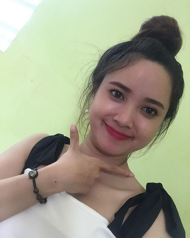 boi ruou thuoc bac de bong da tai tao co gai tre bi noi mun chi chit chay dich ngua khap mat