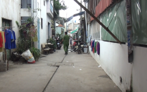 hon chien kinh hoang giua ban ngay o sai gon 3 nguoi trong thuong