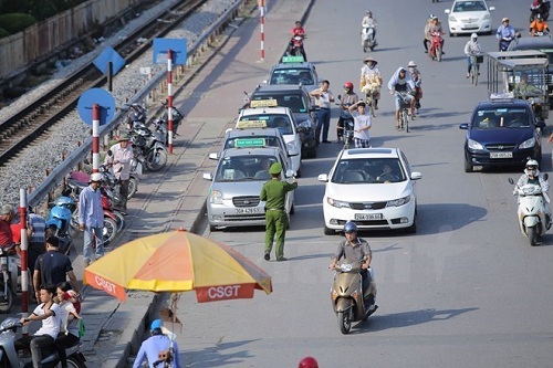 bo gtvt khong noi do tuoi taxi