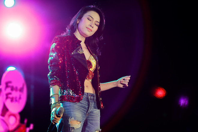 video my tam mac goi cam suyt nga nhao vi nhay qua sung