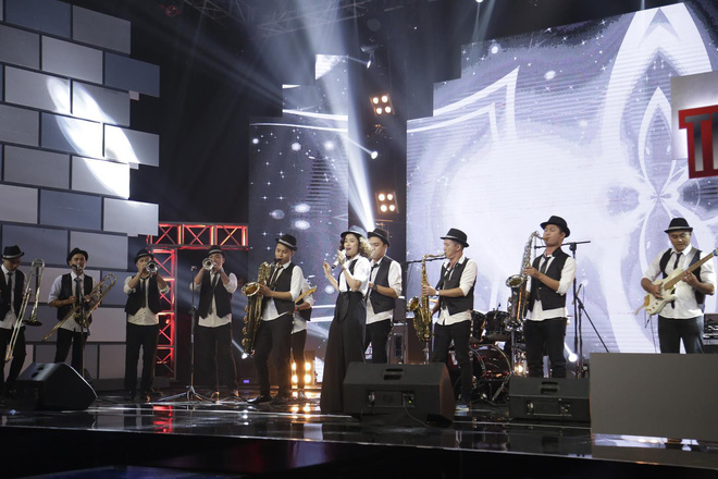 luat thi nghiet nga 6 ban nhac bi loai ta i the band du da duoc huan luyen vien chon