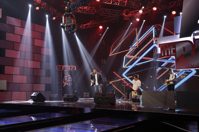 luat thi nghiet nga 6 ban nhac bi loai ta i the band du da duoc huan luyen vien chon