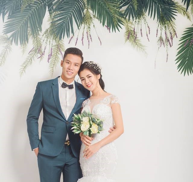 anh cuoi tuyet dep cua que ngoc hai va ban gai thuy phuong
