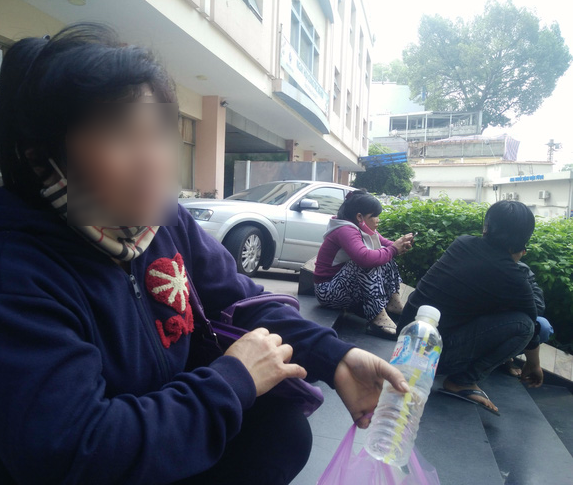 ba ngoai be gai 10 tuoi bi hang xom hiep dam den mang thai toi chi mong som ket thuc de con be lam lai cuoc doi