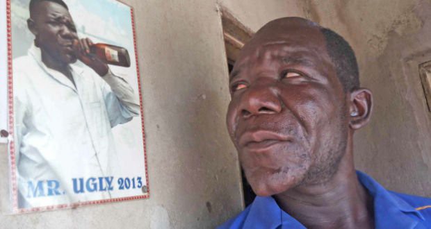 gap anh william masvinu nguoi dan ong tu hao dang quang ngoi vi xau nhat zimbabwe suot 4 nam rong