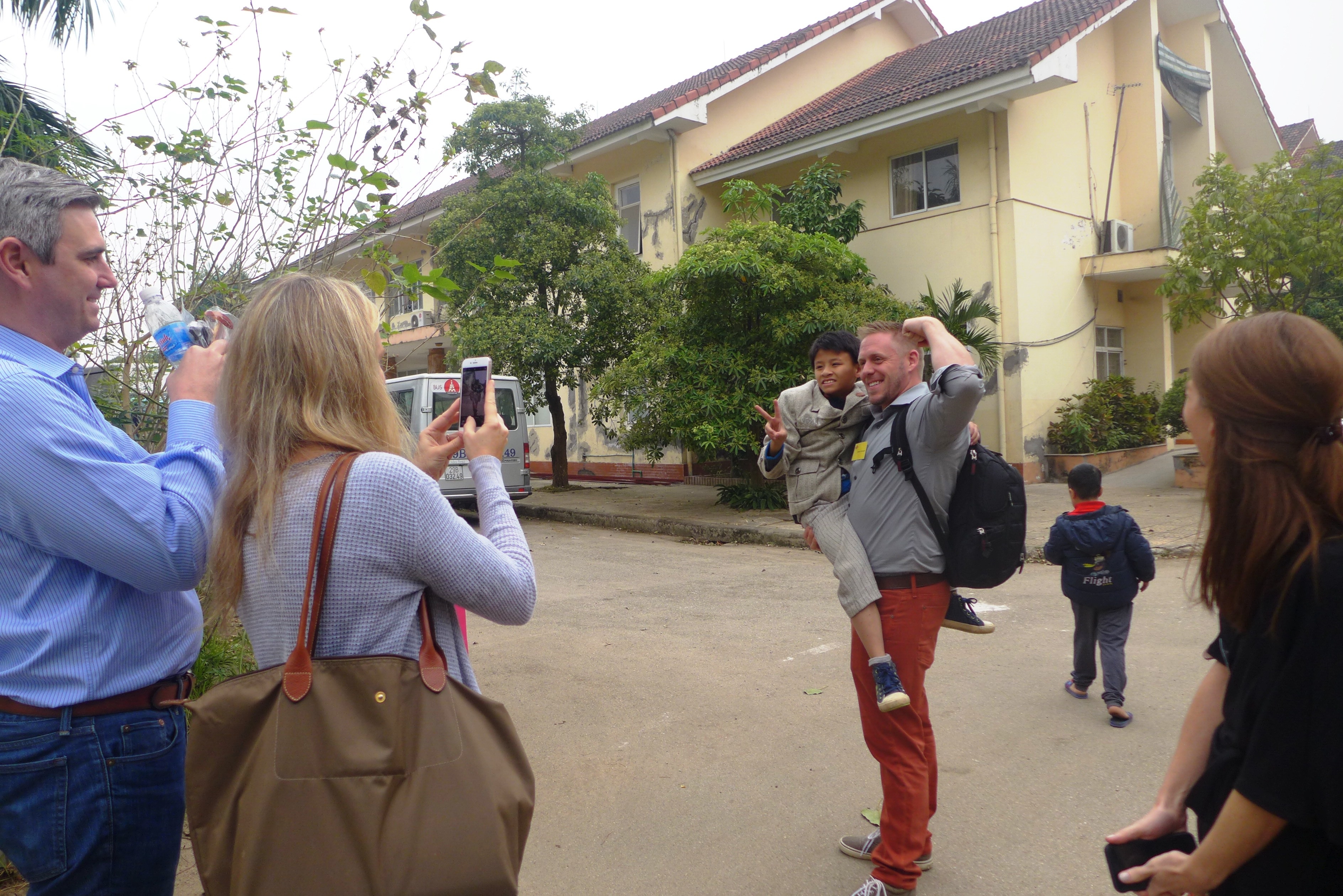 cac lanh dao chinh tri tre cua my mong muon hieu viet nam