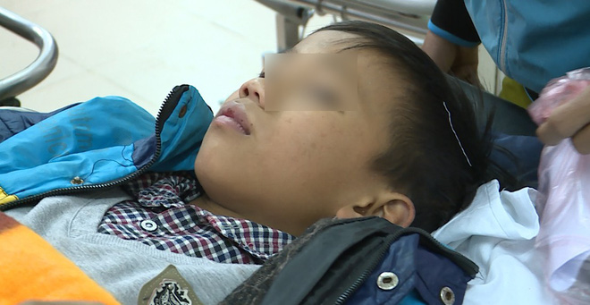 truong tieu hoc co lan can bi sap khien 16 hoc sinh nhap vien xay tu 20 nam truoc