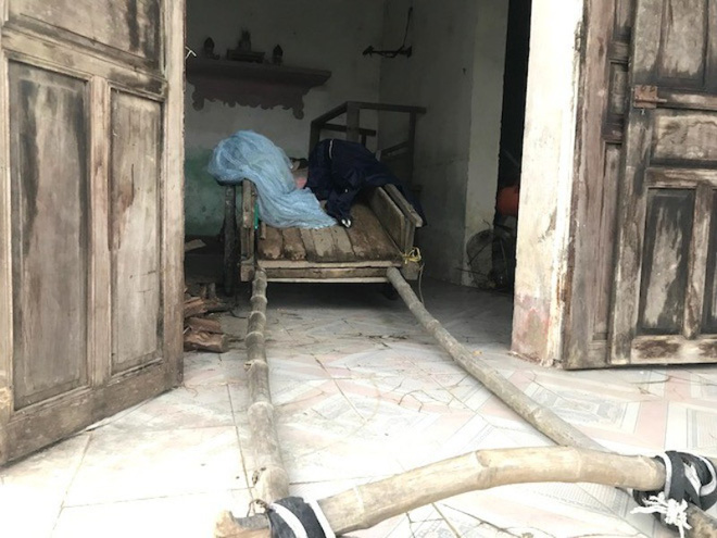 khoi to tam giam nguoi con danh bo me banh che gay xuong suon ton thuong 6