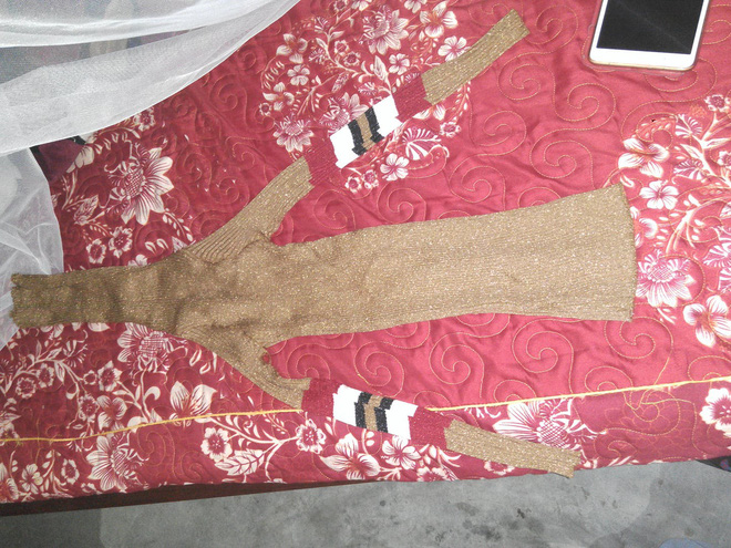 mua ao khoac ve tang vo moi cuoi nam thanh nien chet dung khi nhan duoc chiec ao len danh chohuou cao co