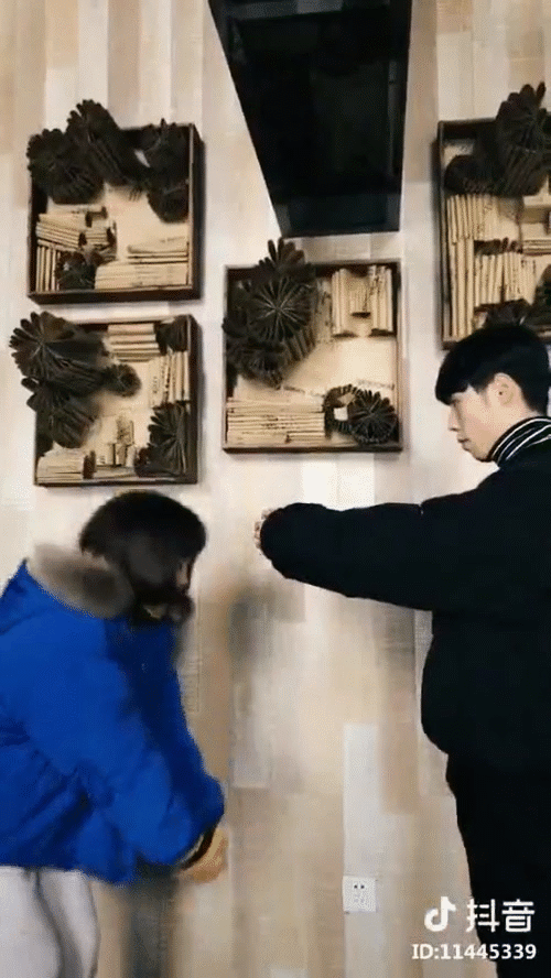 mua dong khong nhan thinh he lo phien ban loi cua trao luu vong tay om gay sot mang xa hoi