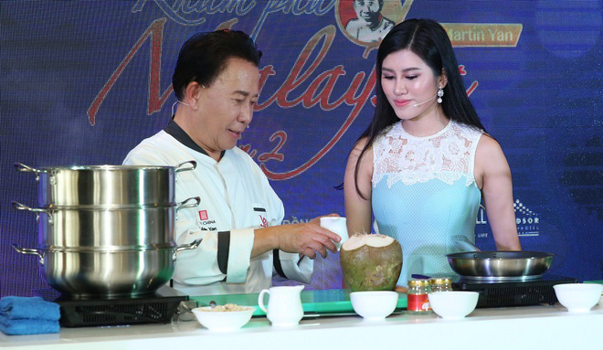 kim nhung thuc hien nghi le dam cuoi voi dau bep noi tieng martin yan