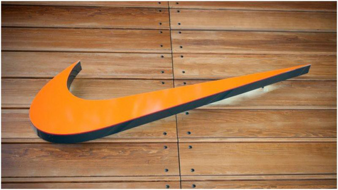 cau chuyen dang sau slogan just do it cua hang nike loi trang troi cua tu tu truoc ngay hanh quyet