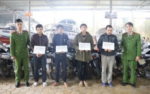 ha tinh gia lam benh nhan 2 anh em ruot trom hang chuc xe may o benh vien