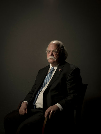 nhung chien binh nao dang ngay dem bao ve tong thong trump truoc cuoc dieu tra ve nga