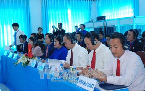 tuyen bo chung dien dan thanh nien khu vuc tam giac phat trien campuchia lao viet nam