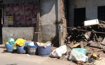 vu chong bi vo chat dau o binh duong hang xom thay vo van binh tinh den hien truong xem dau chong