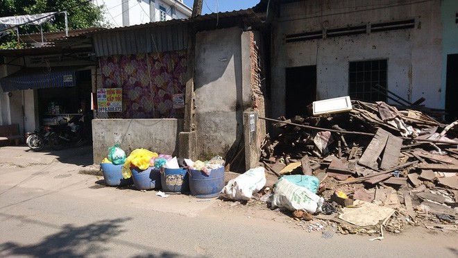 vu chong bi vo chat dau o binh duong hang xom thay vo van binh tinh den hien truong xem dau chong