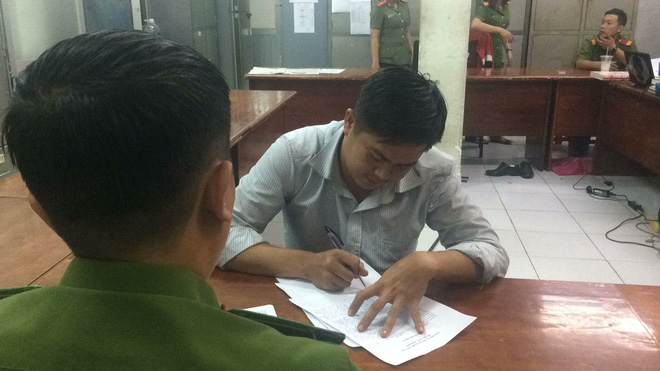 tphcm thieu tien tieu xai 9x lua lay xe may cua phu nu de tiep tuc di cuop giat