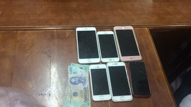 tphcm thieu tien tieu xai 9x lua lay xe may cua phu nu de tiep tuc di cuop giat