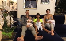 tu buc anh khoe vong mot cua ban gai ronaldo dan mang phat hien 4 chi tiet thu vi