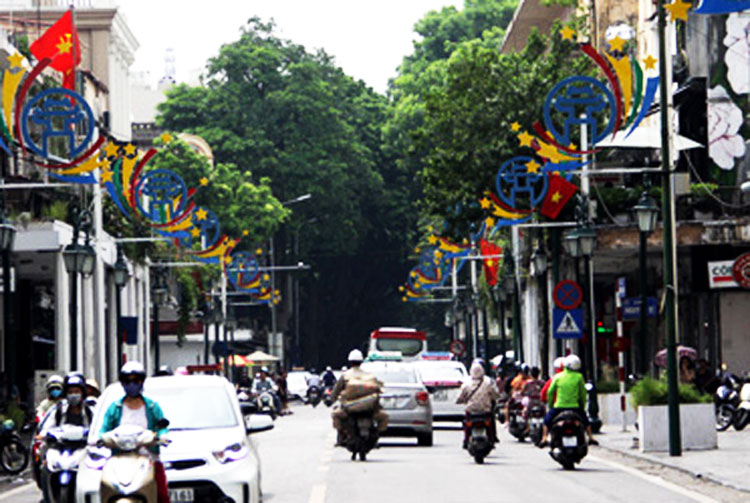 ha noi chuyen bien trong trat tu van minh do thi